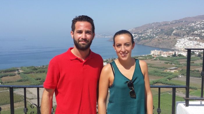 Laura Rodríguez y Juan Luis Vilchez, responsables de la asociación Salubinya, organizadora del evento.