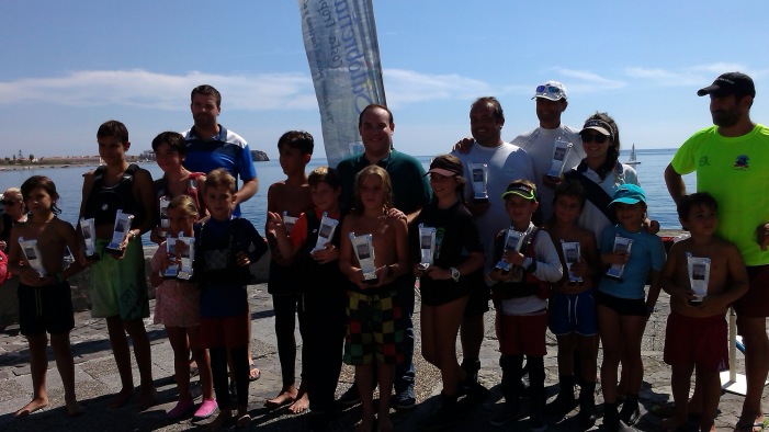 participantes y autoridades