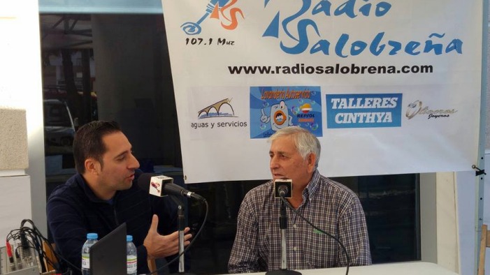 Sergio Sebastiani entrevistando a Antonio De la O López ‘Pirri’.